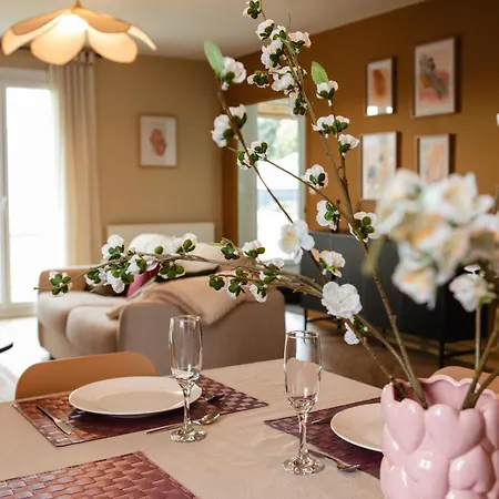 Maison-jardin-montsaintmichel-ideal Pro Et Familles 別荘