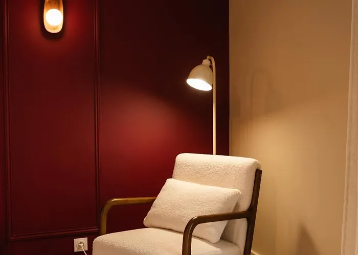 Holiday home Maison-jardin-montsaintmichel-ideal Pro Et Familles