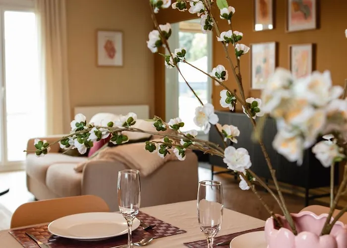 Maison-jardin-montsaintmichel-ideal Pro Et Familles Holiday home