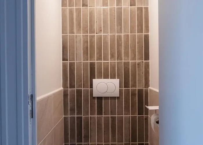 Holiday home Maison-jardin-montsaintmichel-ideal Pro Et Familles *